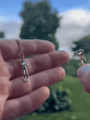 Viral ForeverHug Necklace